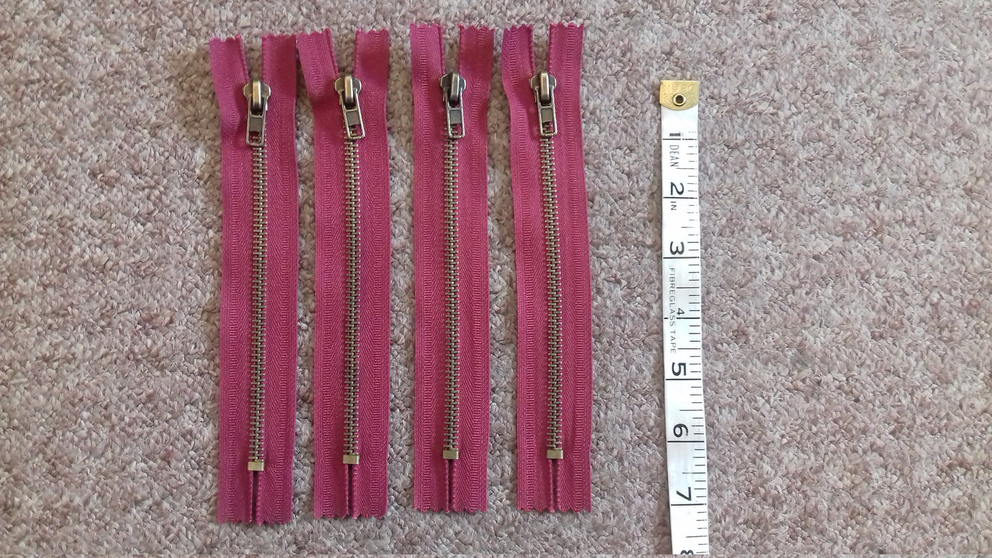 Deep raspberry zip red/burgundy chunky heavy antique brass metal 6 inch (15cm) closed end Size 5