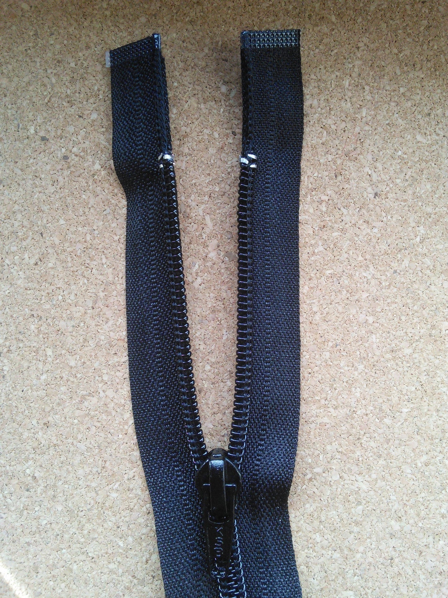 Black nylon zip 17 inch (43cm) open end separating