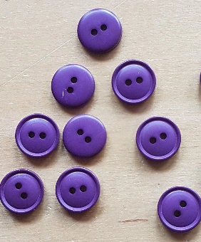9 Round Buttons Purple Plastic 1.25cm