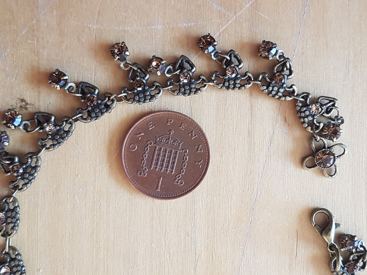 Brown Gem Stone Fleur-de-Lys Bracelet